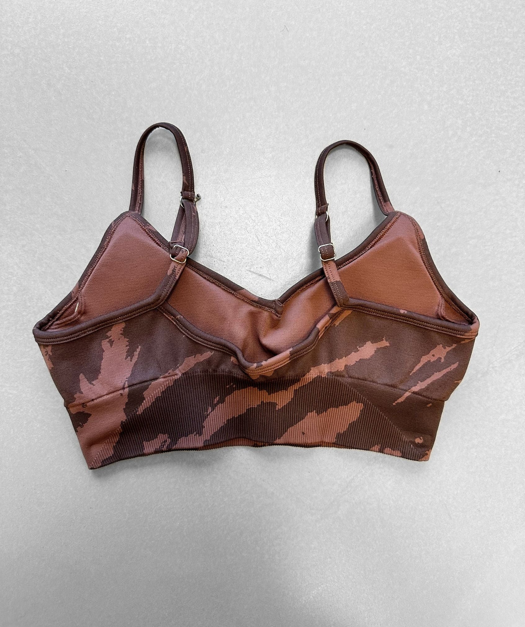 Amplify Sports Bra (Brown)