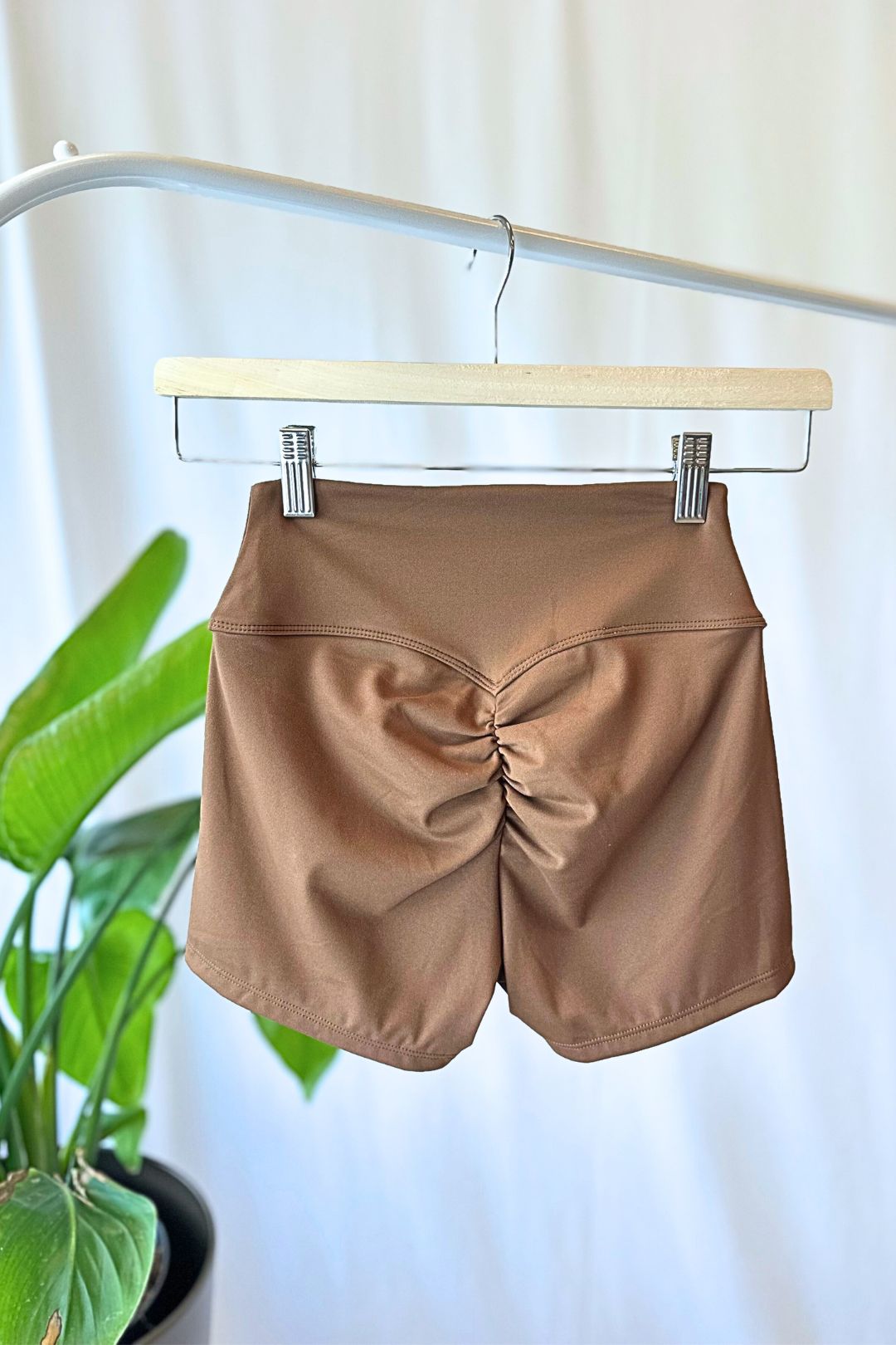 Jentle - Evy Shorts (Brown)