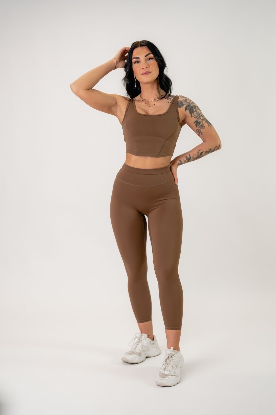 Jentle - Taylor Crop (Brown)