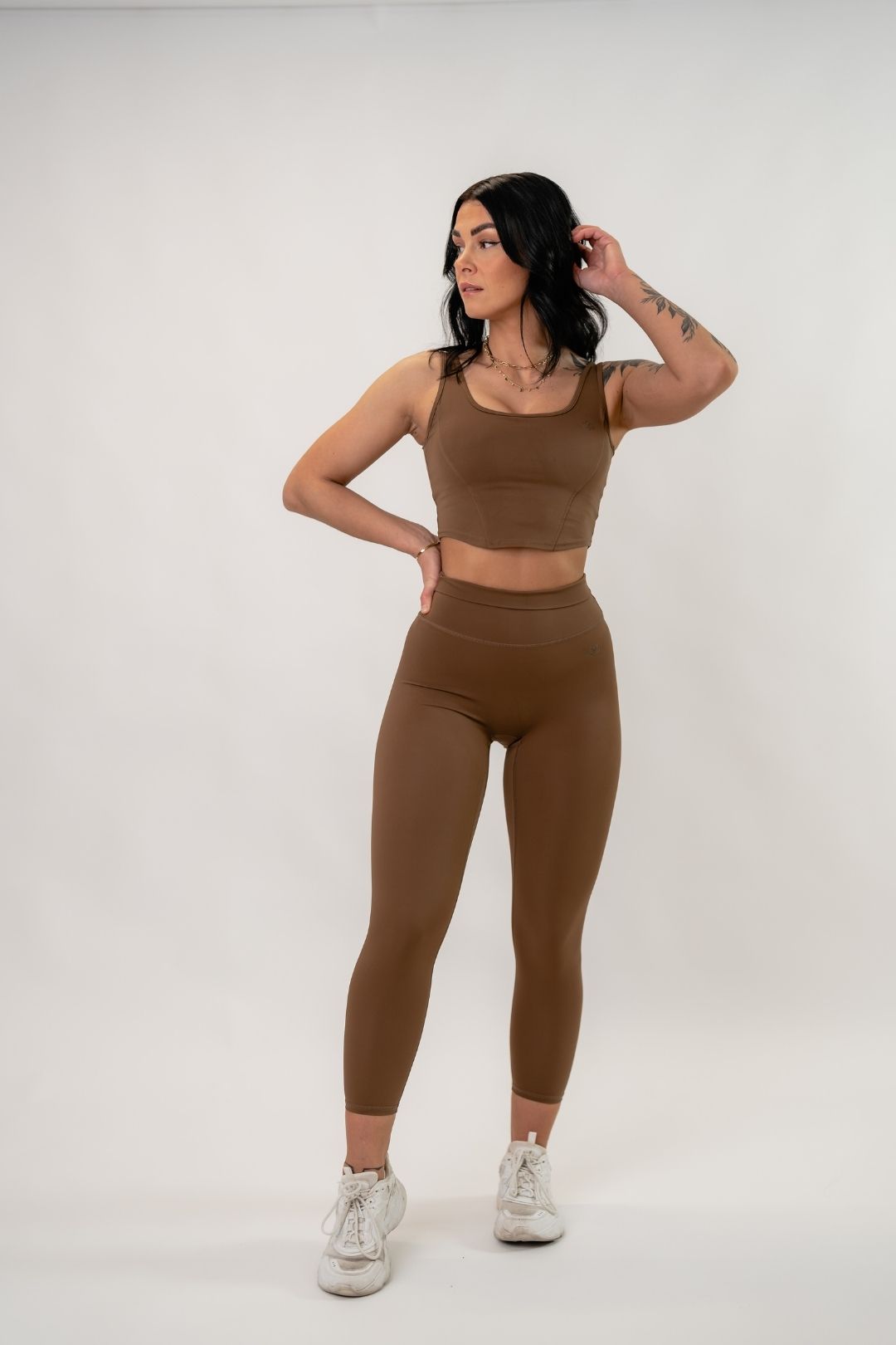 Jentle - Taylor Crop (Brown)